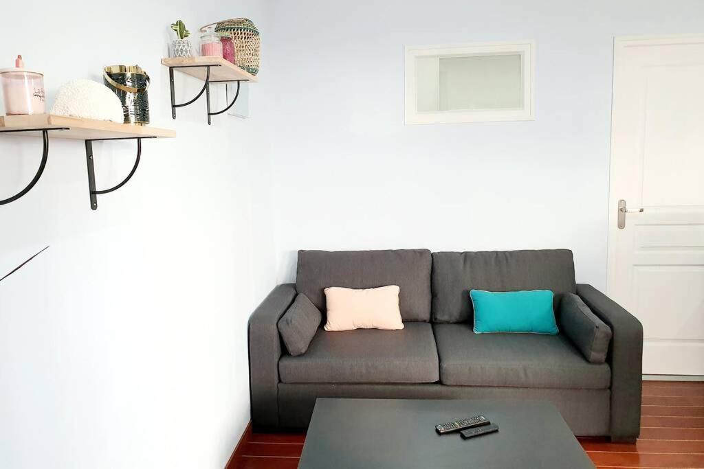 Appartement Lumineux Tout Confort De 33M2 Au Centre De Vannes Ngoại thất bức ảnh